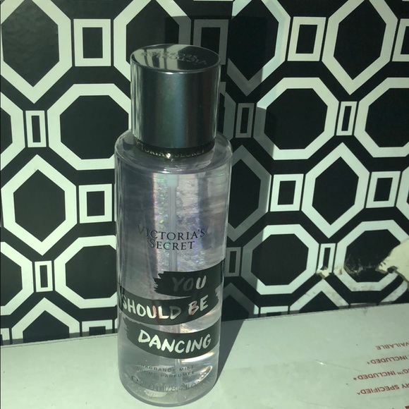 Victoria Secret mist fragrance - Picture 2 of 2